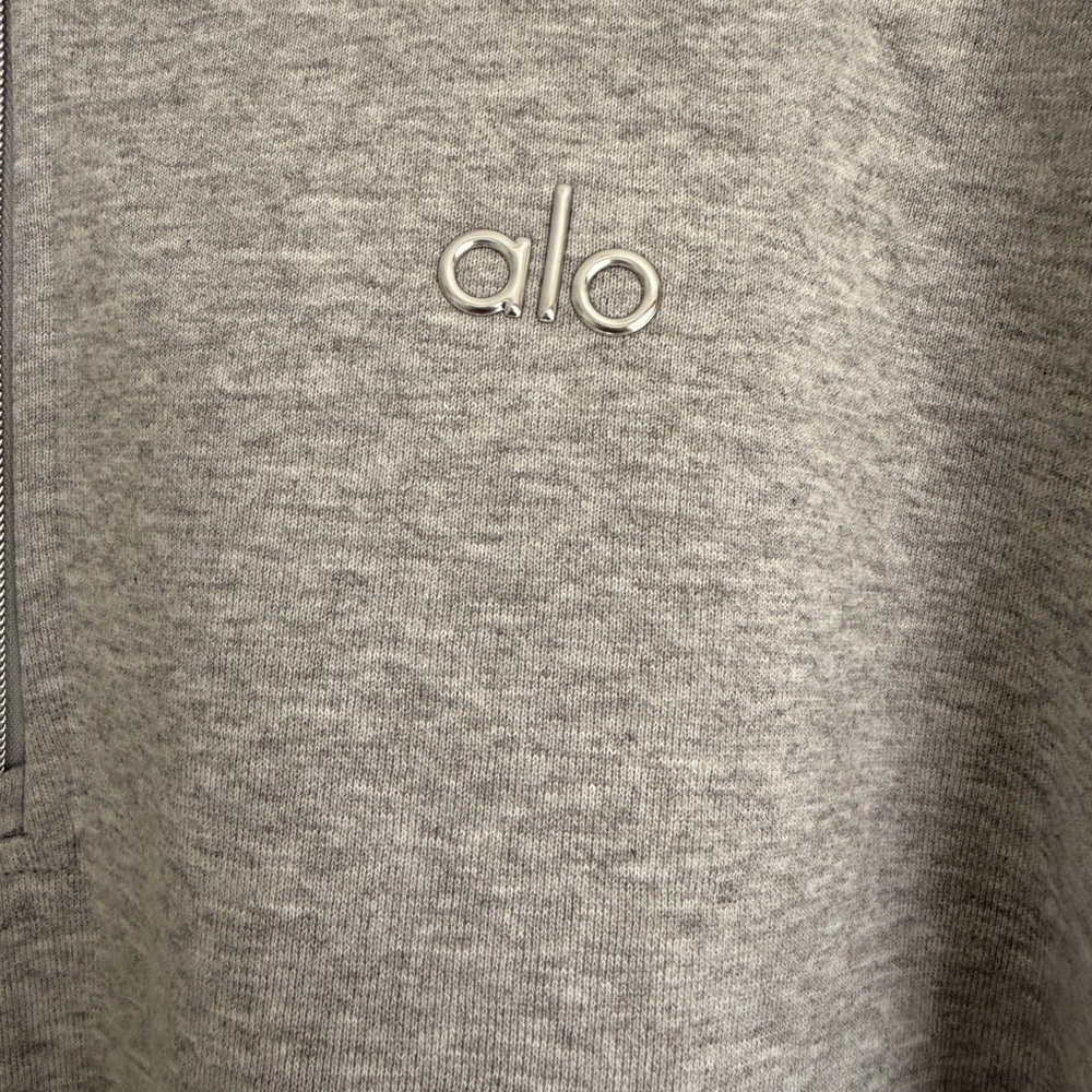 ALO Yoga Accolade 1/4 Zip Pullover - Picture 8 of 12